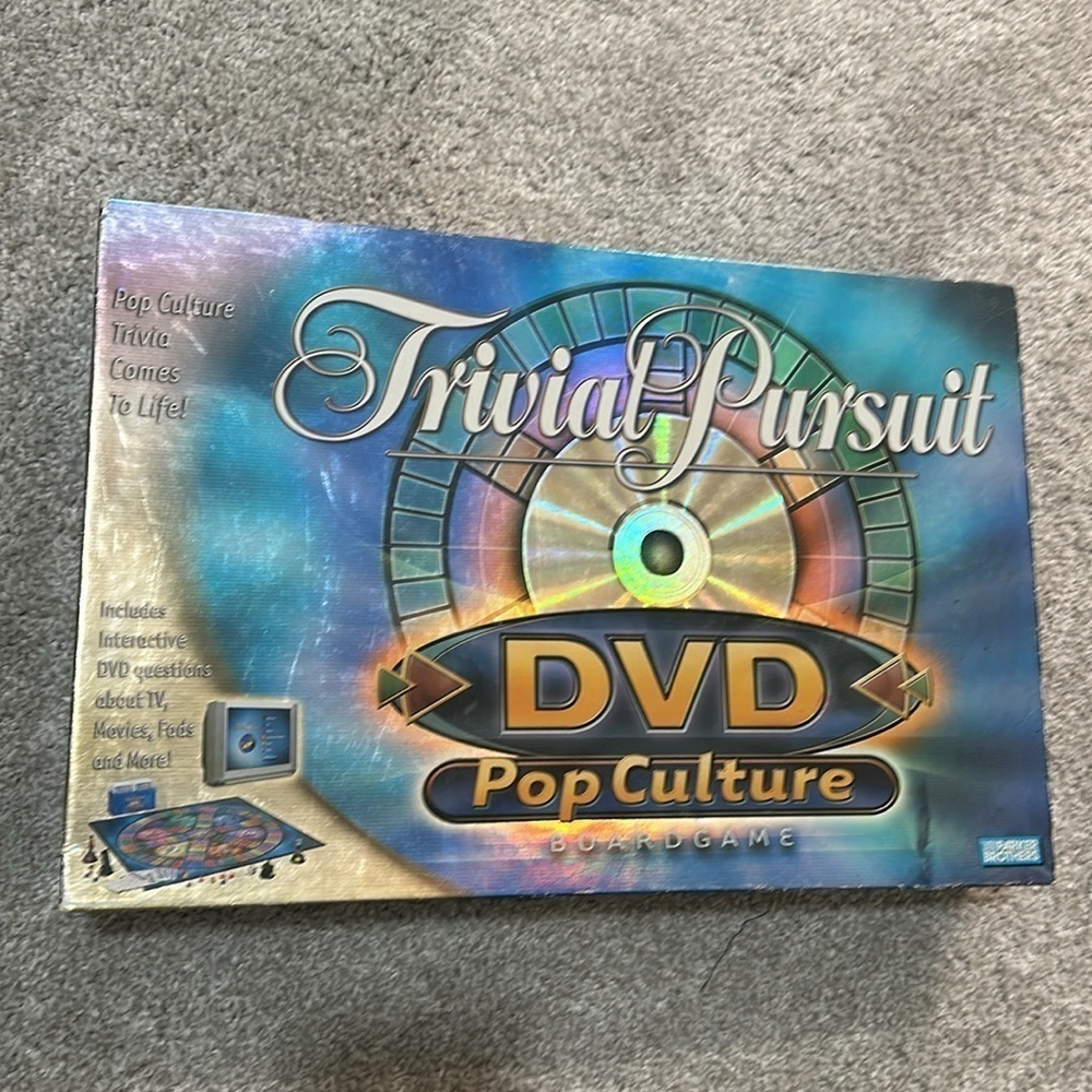 Trivial Pursuit Pop Culture DVD Board Game, good condition, appears complete